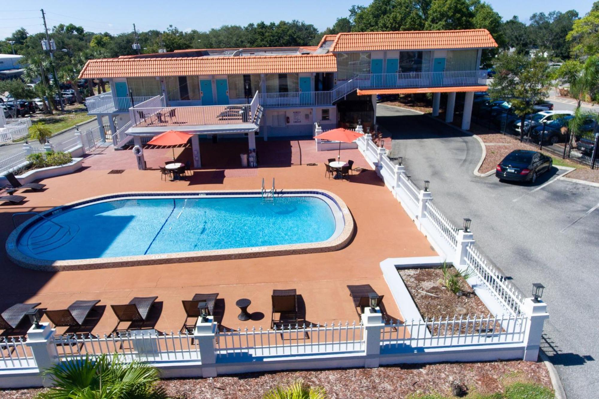 Howard Johnson By Wyndham Clearwater - Dunedin Exteriér fotografie