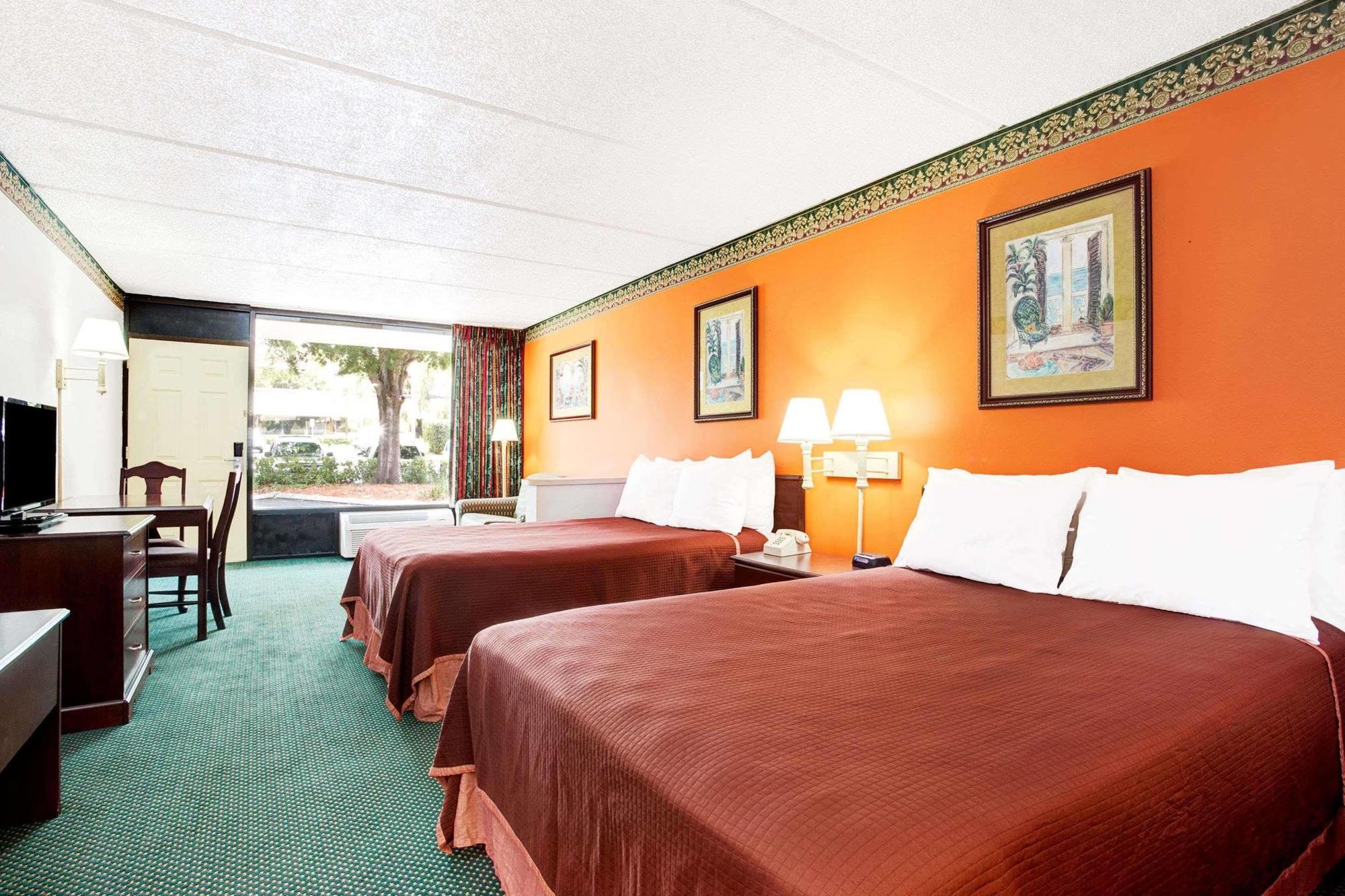 Howard Johnson By Wyndham Clearwater - Dunedin Exteriér fotografie