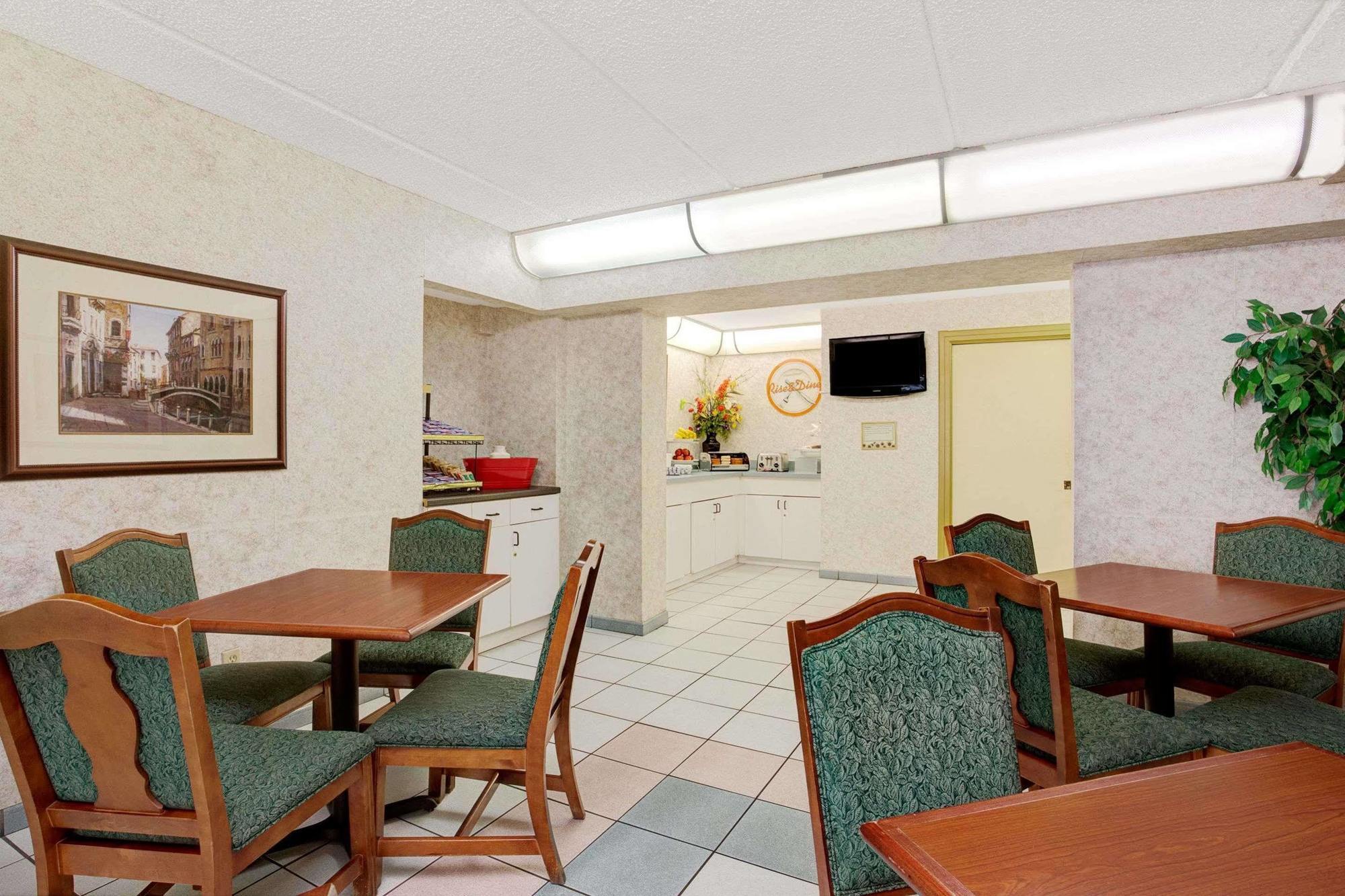 Howard Johnson By Wyndham Clearwater - Dunedin Exteriér fotografie